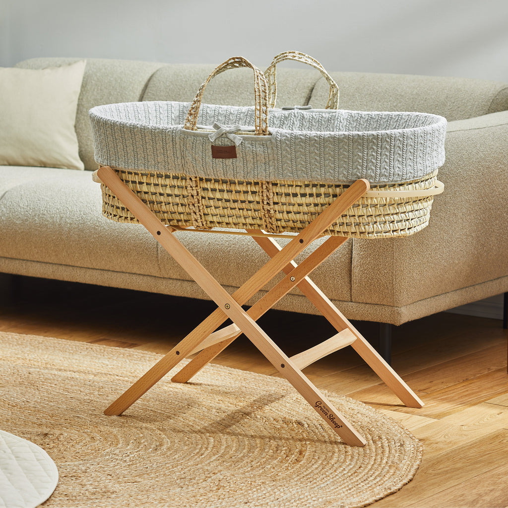 The Little Green Sheep Knitted Moses Basket & Mattress - Dove