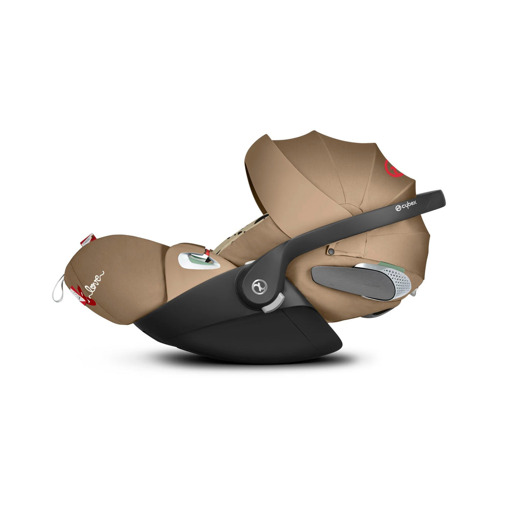 Cybex Cloud T i-Size Car Seat - Karolina Kurkova One Love
