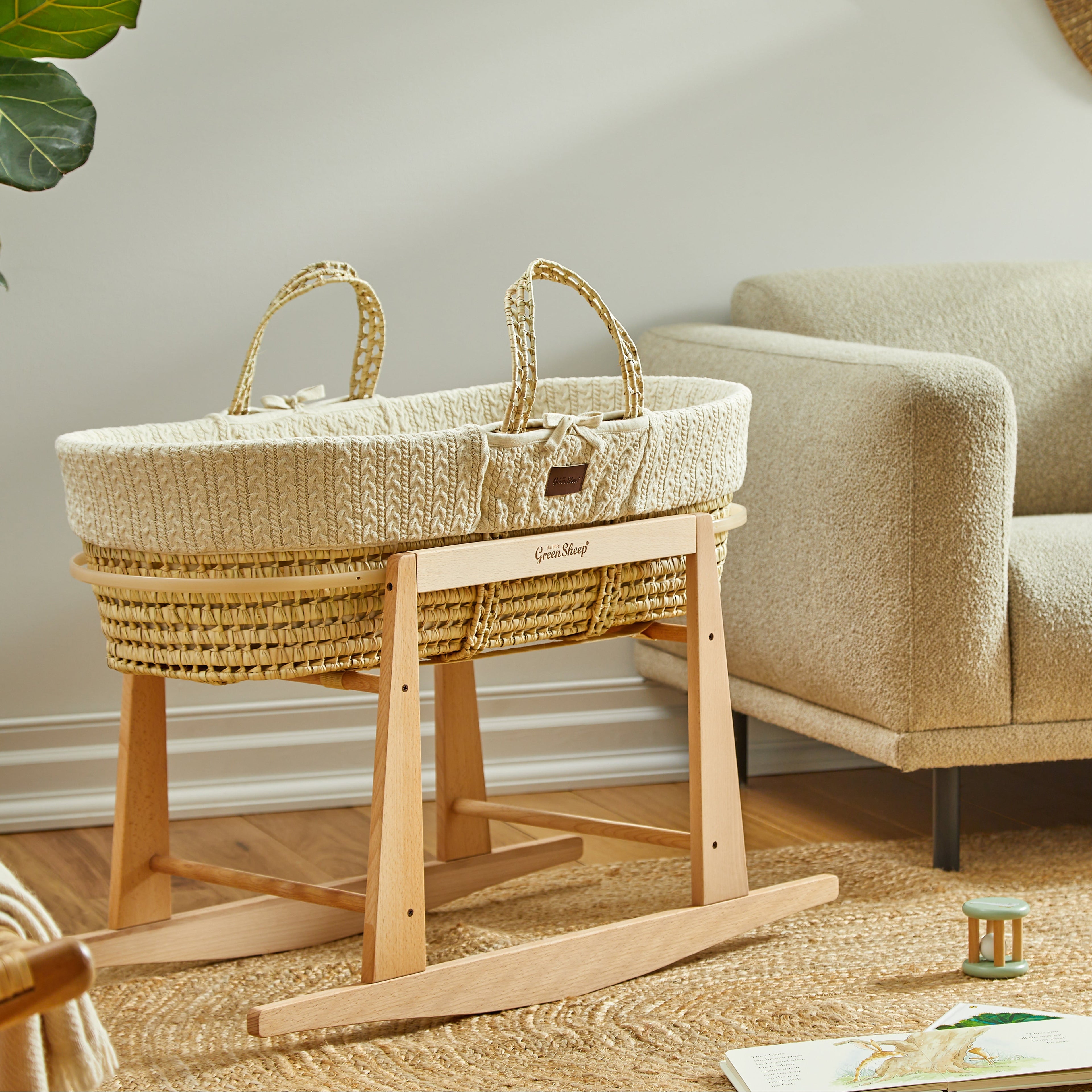 The Little Green Sheep Knitted Moses Basket & Mattress - Linen