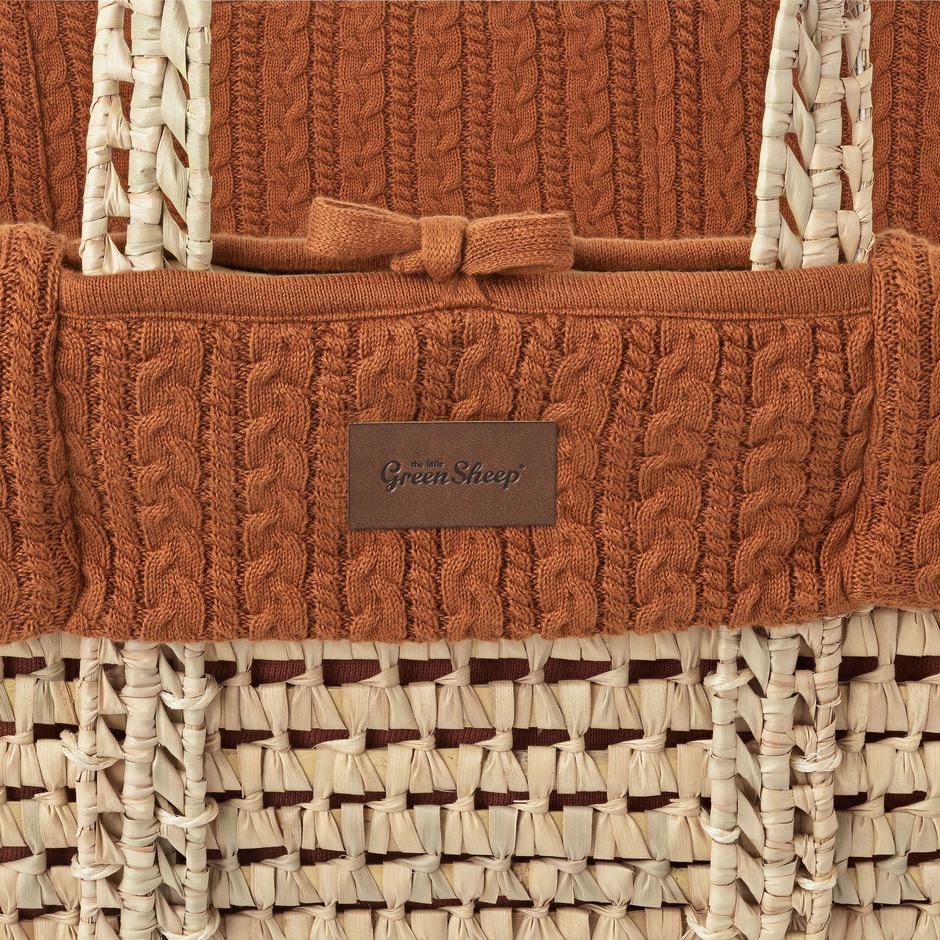 The Little Green Sheep Knitted Moses Basket & Mattress - Terracotta