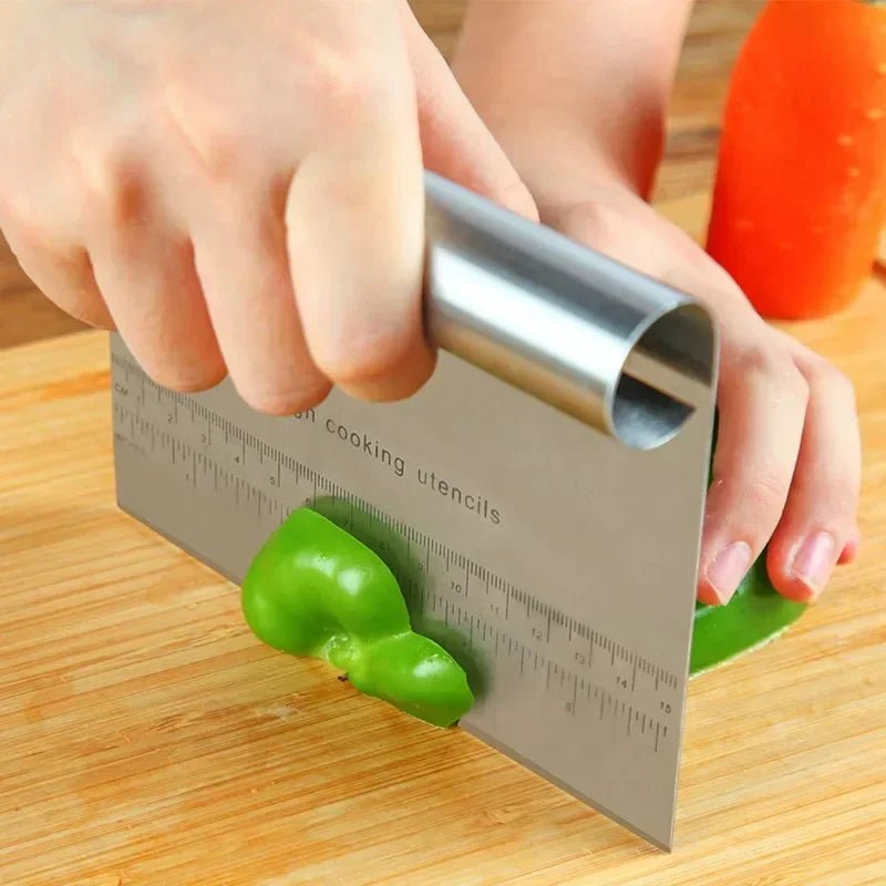 FORMEDGE – Pastry Spatula & Dough Scraper made of Stainless Steel with Measurement Scale