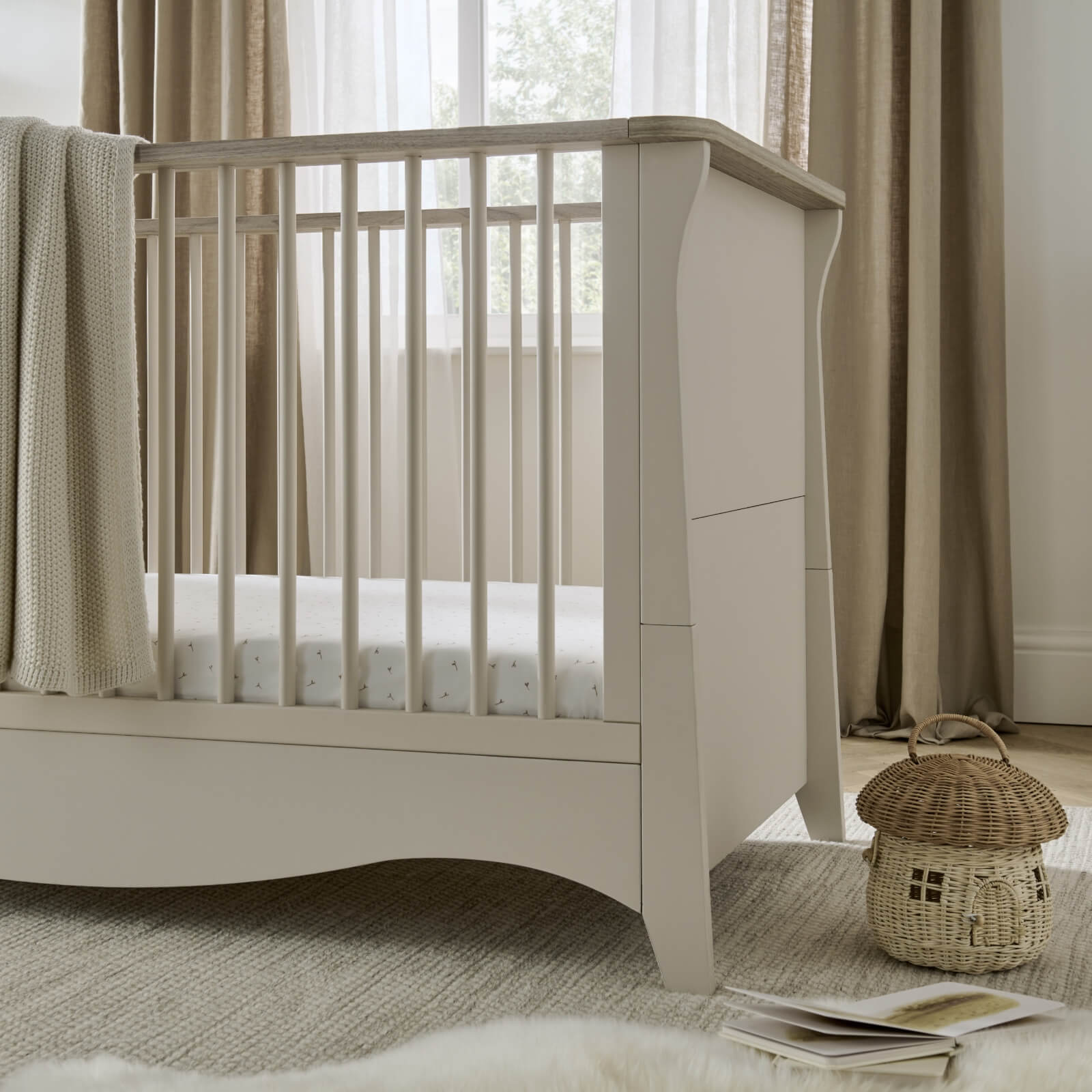 CuddleCo Clara Cot Bed - Cashmere/Ash