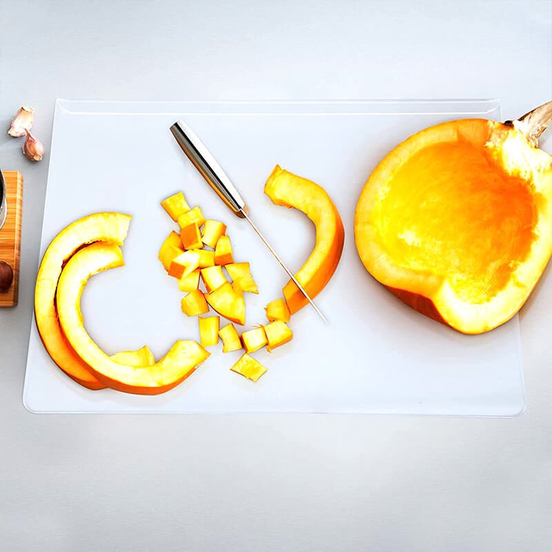SLICELINE – Acrylic cutting board with non-slip handle and scratch-resistant surface