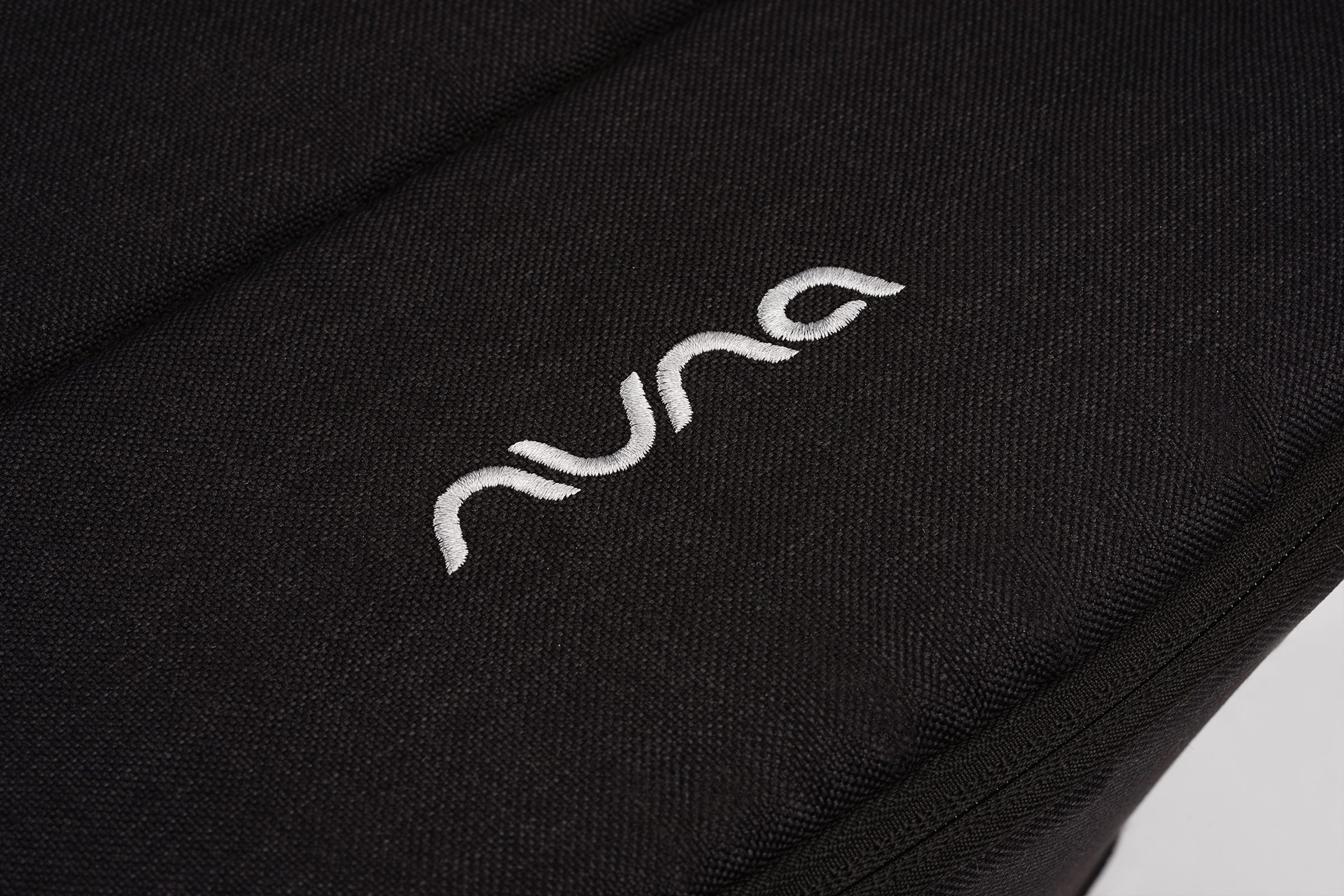 Nuna LYTL Carrycot | Caviar