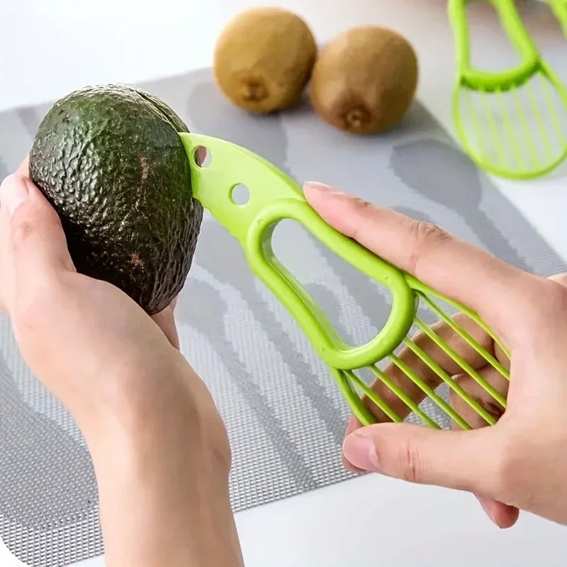 AVOMATE – 3-in-1 Avocado Cutter, Pitter & Spoon Tool