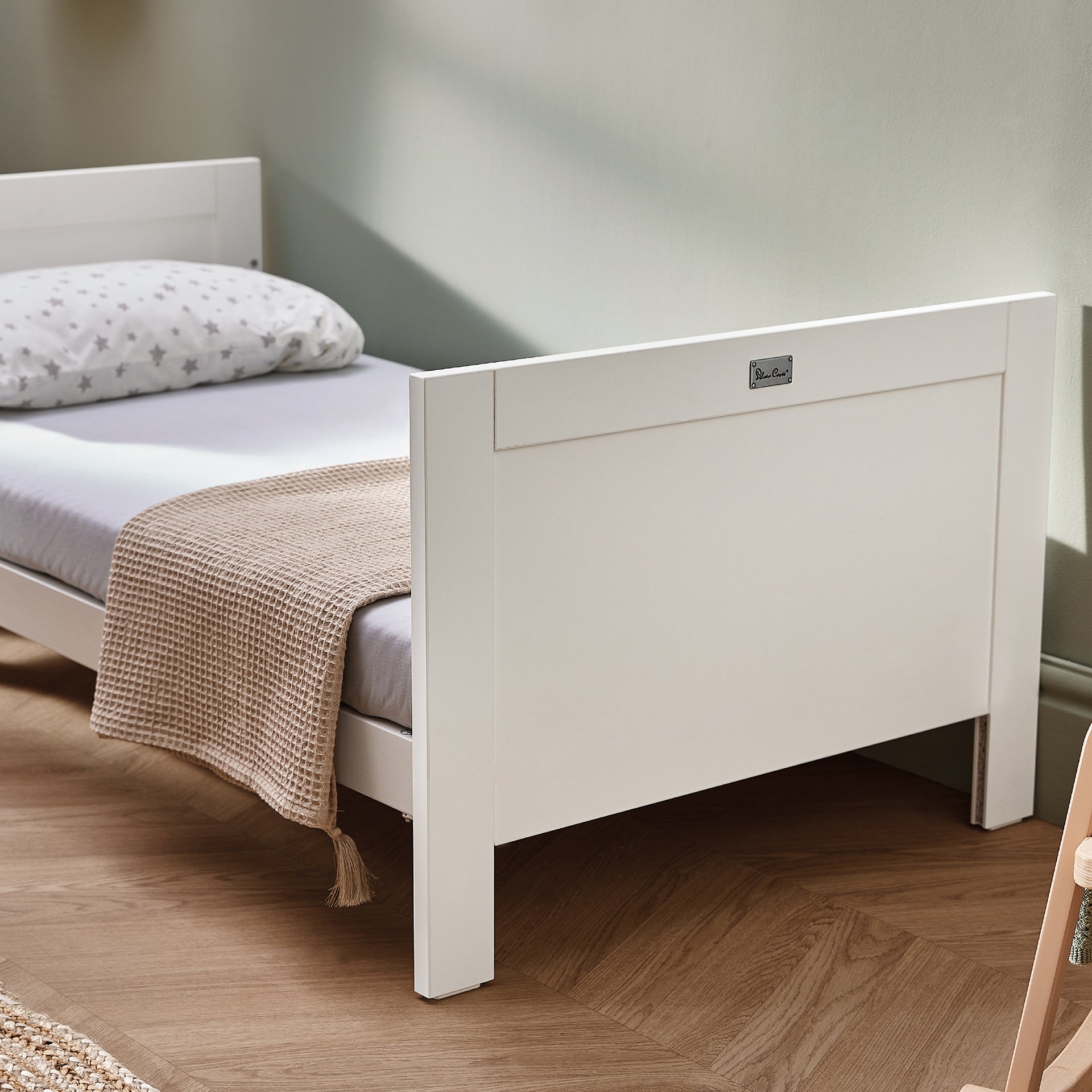 Silver Cross Bromley Cot Bed | White