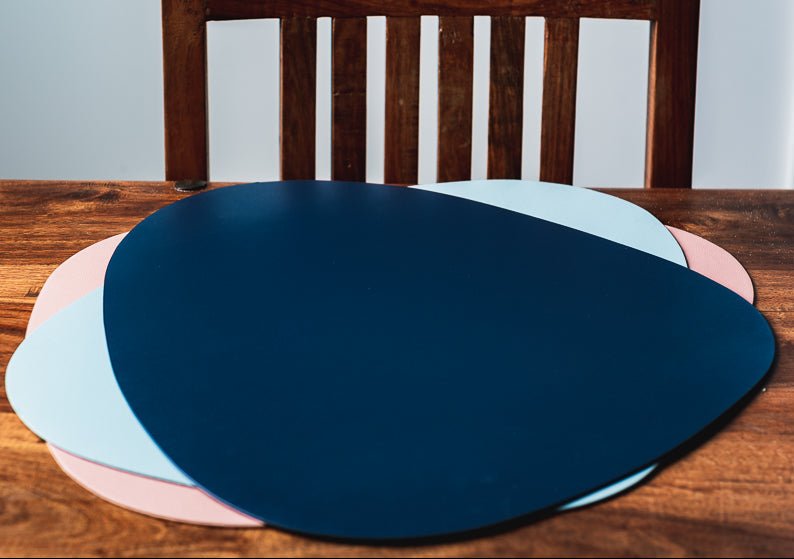 LUXPLACER – Heat-Resistant PU Leather Placemat for Clean & Stylish Dining