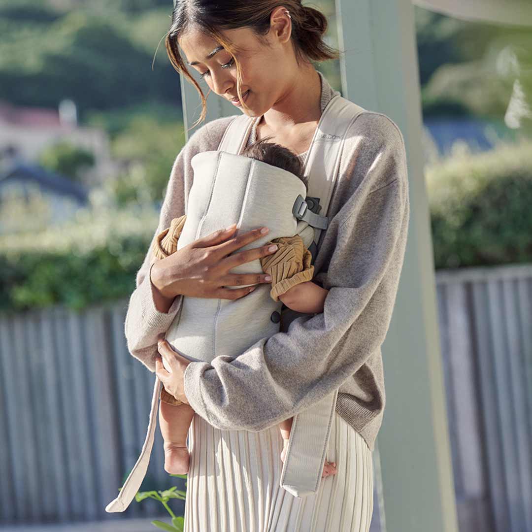 BabyBjorn Mini Baby Carrier - 3D Jersey - Light Beige