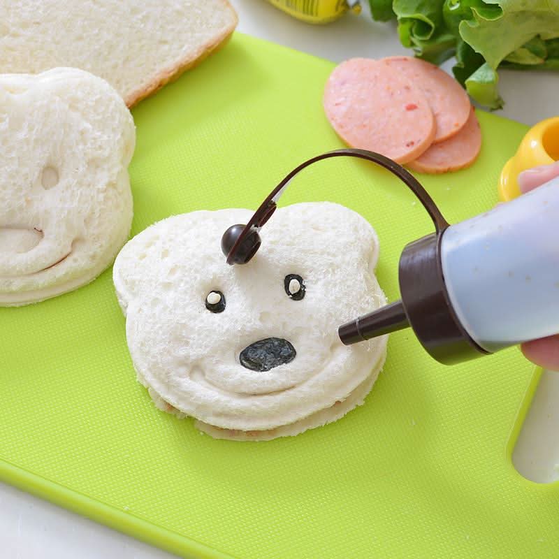 SandwichShapers - Creative sandwich cutters for child-friendly meals