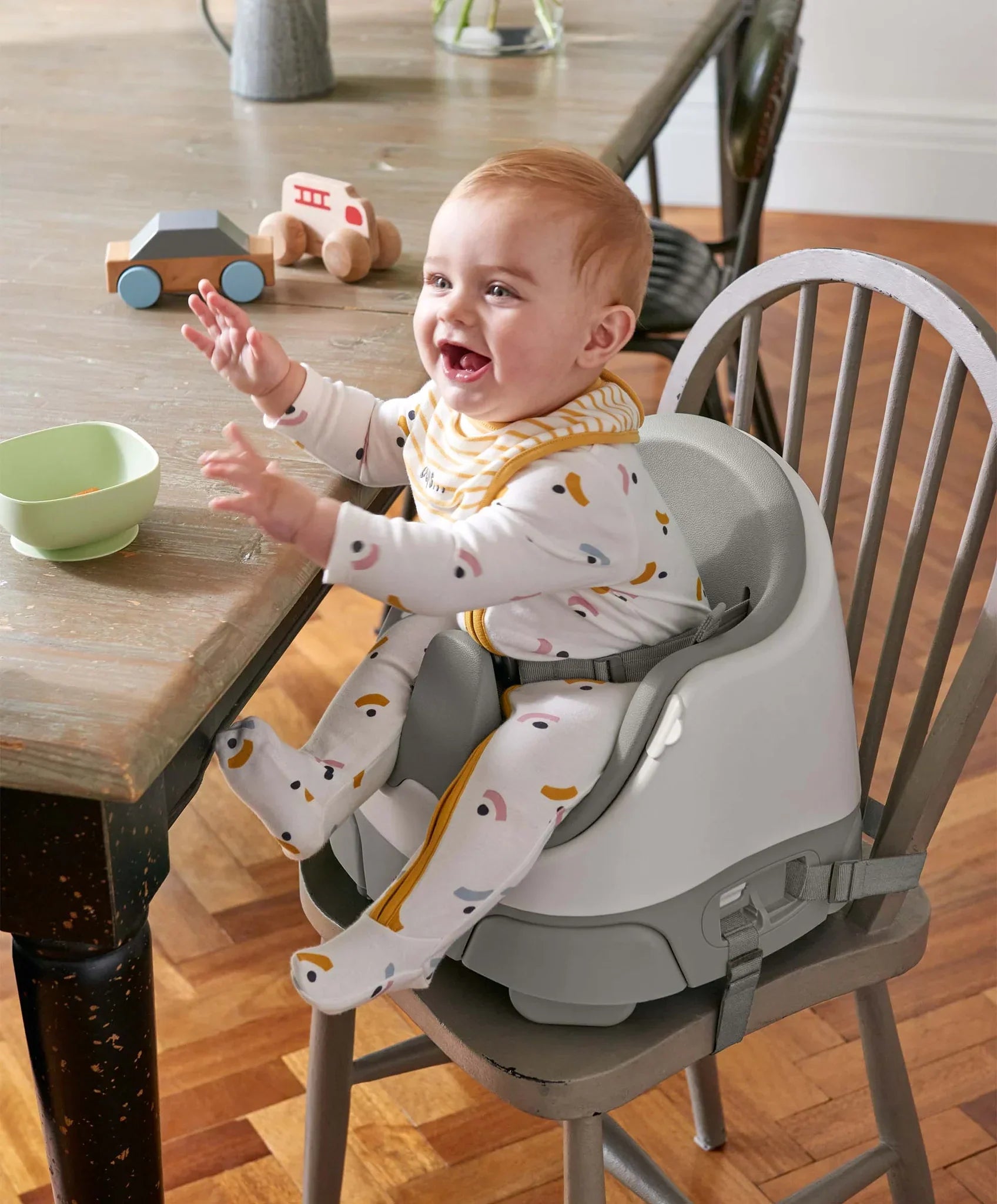 Mamas & Papas Baby Bug & Activity Tray - Pebble Grey